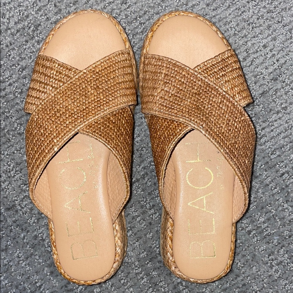 Matisse Tan Cross-Strap Sandals